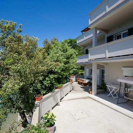 Apartments By The Sea In Lopar Exterior photo