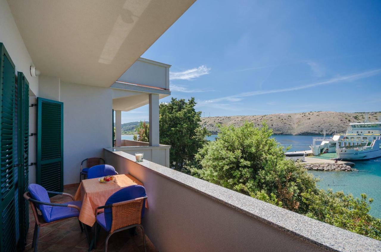 Apartments By The Sea In Lopar Exterior photo